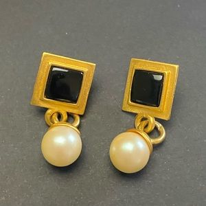 Vintage Gold Pearl Earring
